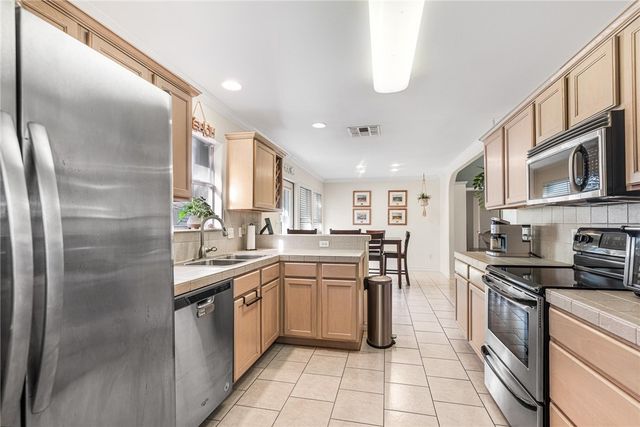 15649 PALMIRA AVE A, Corpus Christi, TX 78418