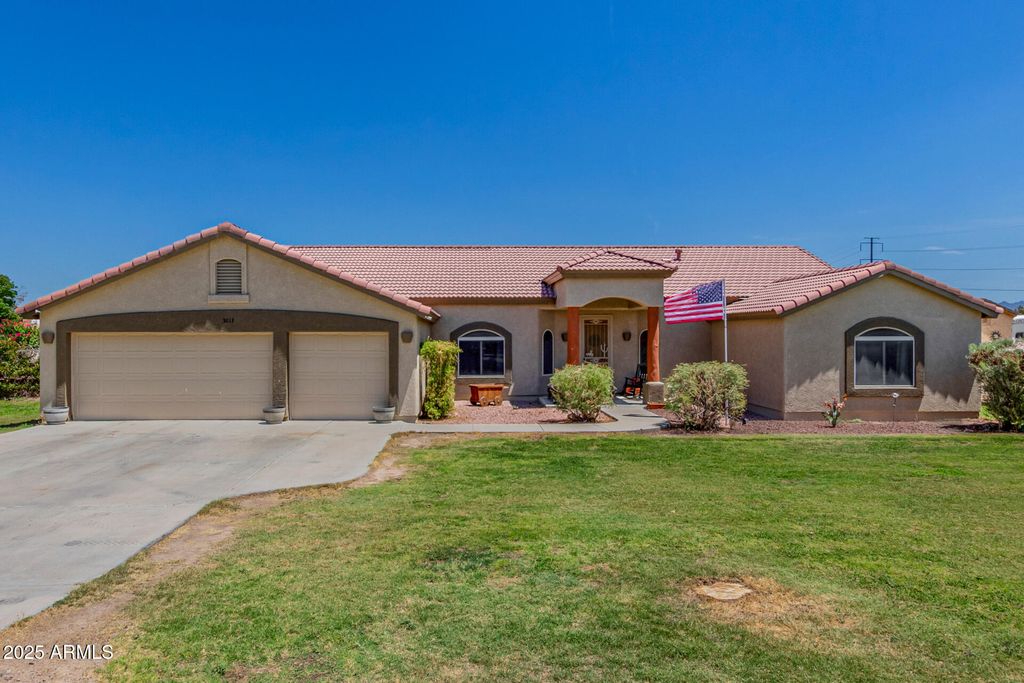 3013 S 201ST Drive, Buckeye, AZ 85326