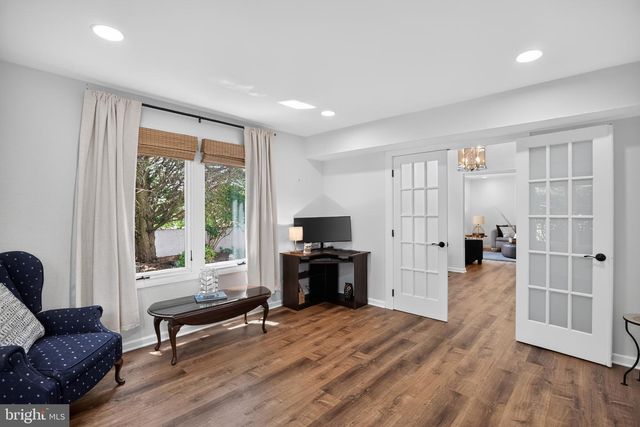 12 THOREAU CT, Cherry Hill, NJ 08003
