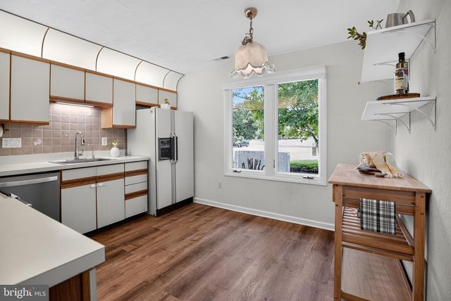 12 THOREAU CT, Cherry Hill, NJ 08003