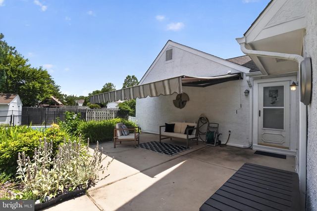 12 THOREAU CT, Cherry Hill, NJ 08003