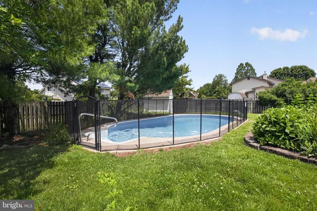12 THOREAU CT, Cherry Hill, NJ 08003