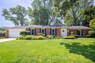 57 W Glendale Boulevard, Valparaiso, IN 46383