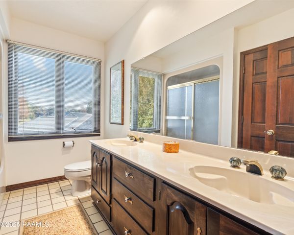 5308 Shoreline Drive, New Iberia, LA 70563