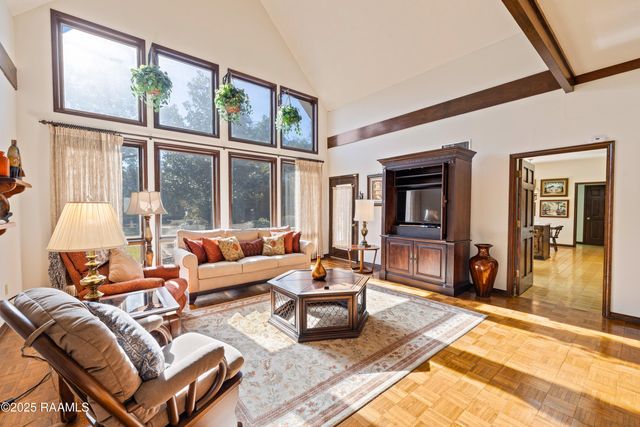 5308 Shoreline Drive, New Iberia, LA 70563