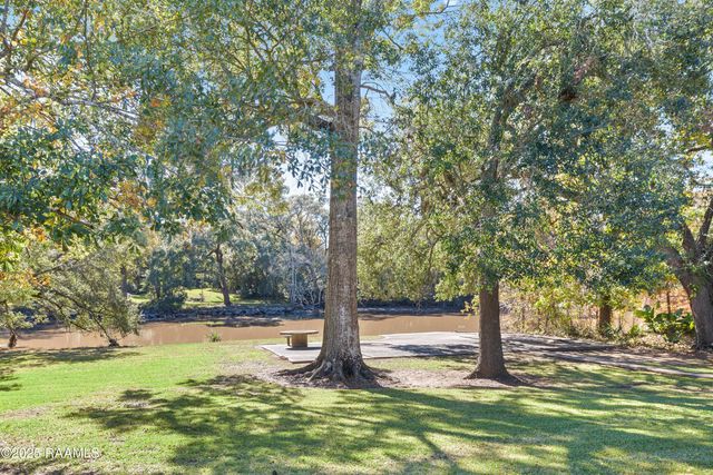 5308 Shoreline Drive, New Iberia, LA 70563