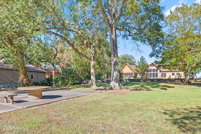 5308 Shoreline Drive, New Iberia, LA 70563
