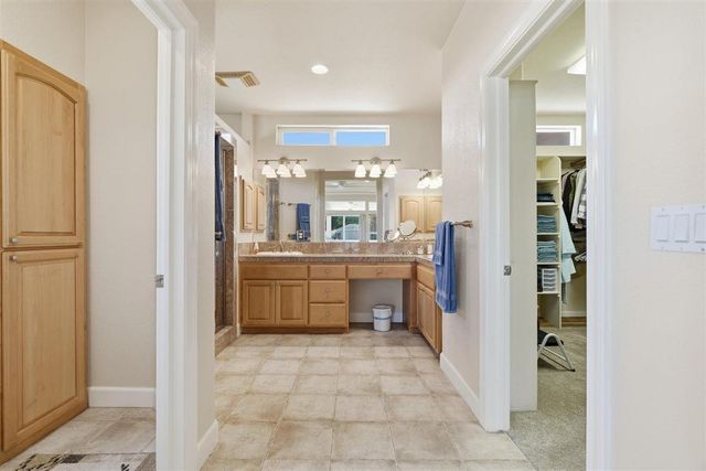 4020 Trigger Ln, Shingle Springs, CA 95682