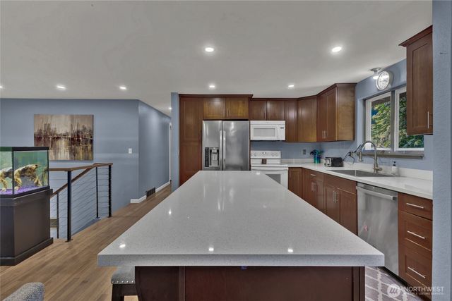 35745 26th Avenue S, Federal Way, WA 98003