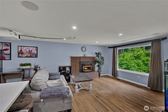 35745 26th Avenue S, Federal Way, WA 98003