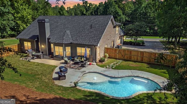 2305 Hawthorne Trace, Monroe, GA 30655