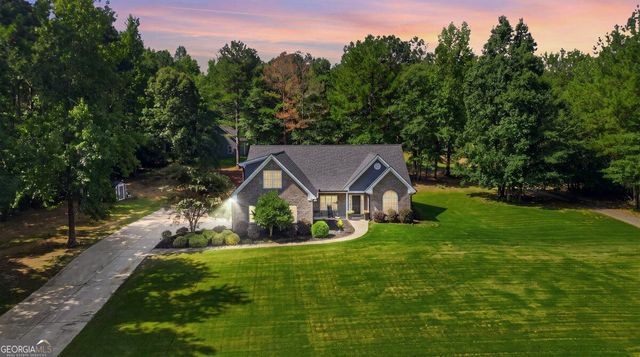 2305 Hawthorne Trace, Monroe, GA 30655