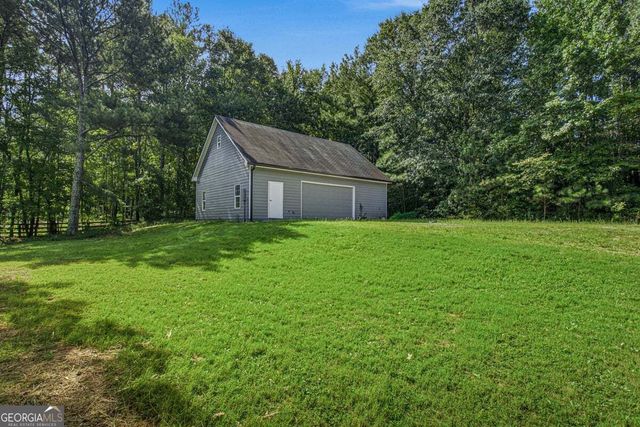 2305 Hawthorne Trace, Monroe, GA 30655