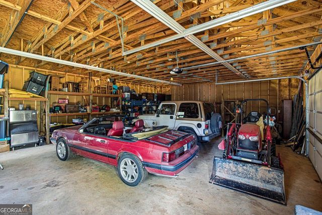 2305 Hawthorne Trace, Monroe, GA 30655