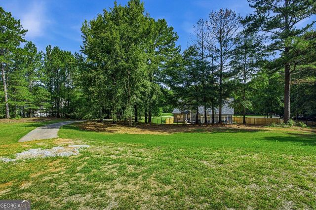 2305 Hawthorne Trace, Monroe, GA 30655