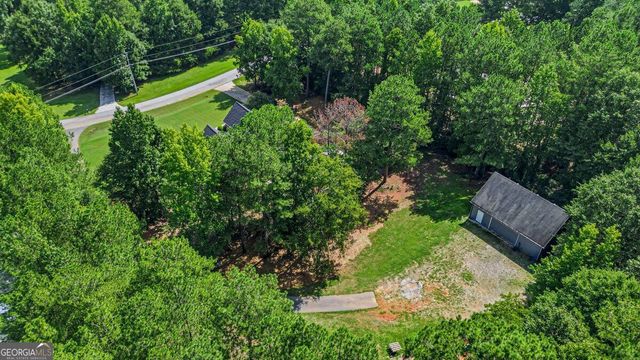 2305 Hawthorne Trace, Monroe, GA 30655