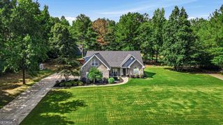 2305 Hawthorne Trace, Monroe, GA 30655