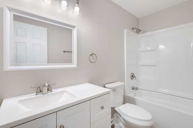 620 Old Forge Lane, University Park, IL 60484