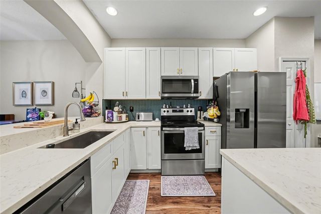 14105 WATERVILLE CIRCLE, Tampa, FL 33626