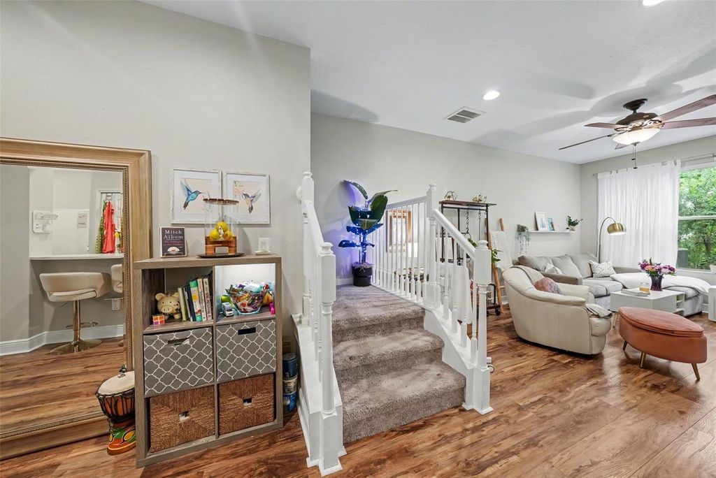 Image 13 of property listing at 14105 WATERVILLE CIRCLE, Tampa, FL 33626