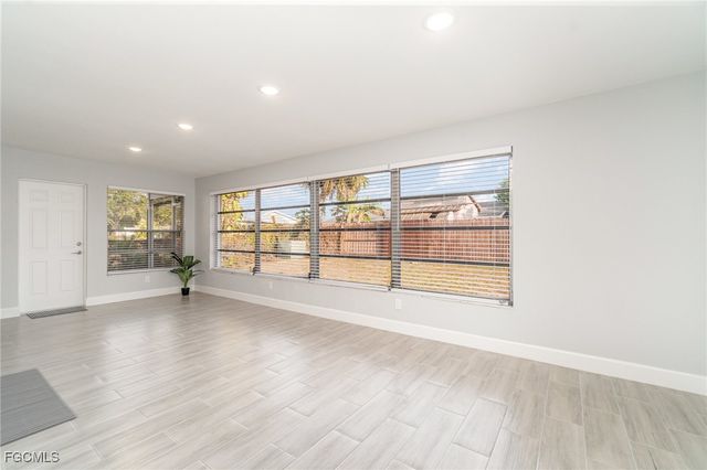 1247 Price CIR NW, Port Charlotte, FL 33948