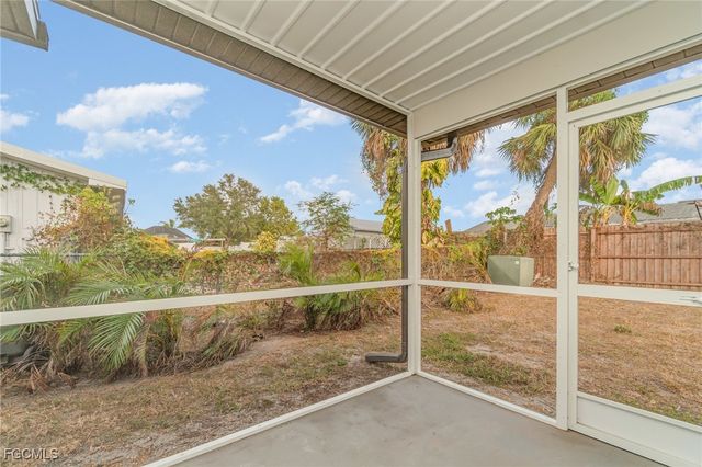 1247 Price CIR NW, Port Charlotte, FL 33948