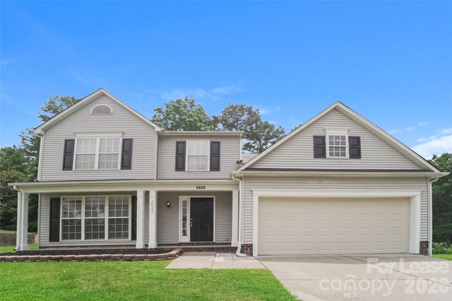2045 Mallard Pine Court, Charlotte, NC 28262