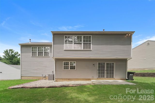 2045 Mallard Pine Court, Charlotte, NC 28262