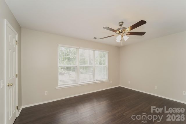 2045 Mallard Pine Court, Charlotte, NC 28262