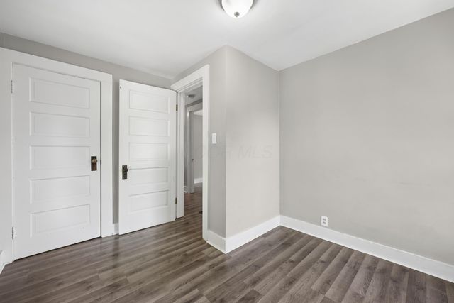 23 Pound Street, Newark, OH 43055