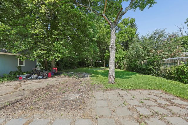 23 Pound Street, Newark, OH 43055