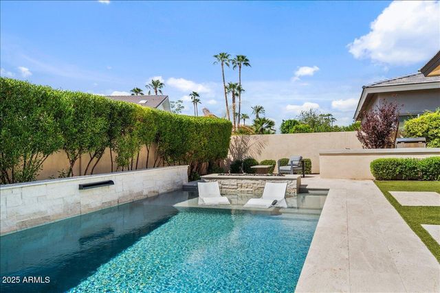 5543 E BERYL Avenue, Paradise Valley, AZ 85253