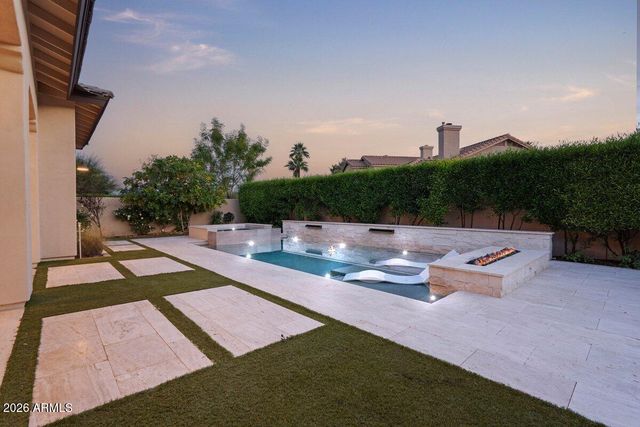 5543 E BERYL Avenue, Paradise Valley, AZ 85253