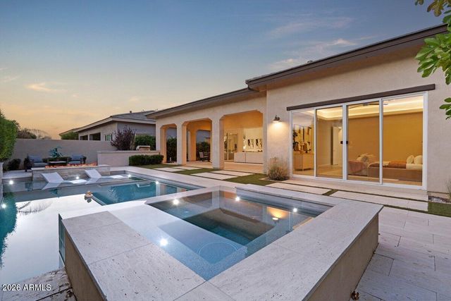 5543 E BERYL Avenue, Paradise Valley, AZ 85253