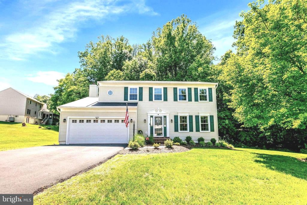 16068 HAYES LN, Woodbridge, VA 22191