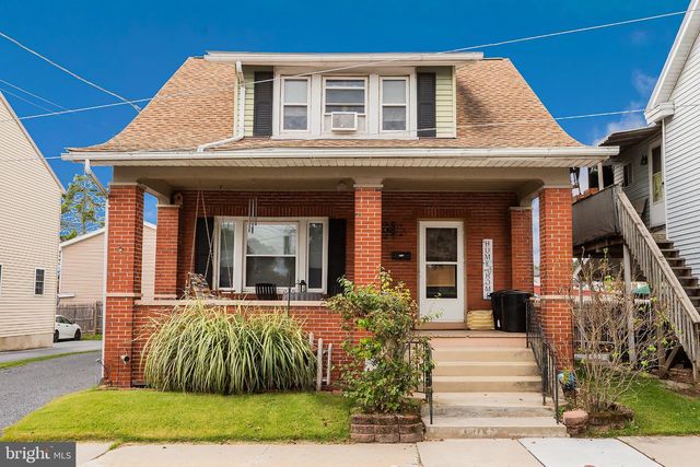152 N HANOVER ST, Elizabethtown, PA 17022