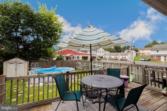 152 N HANOVER ST, Elizabethtown, PA 17022