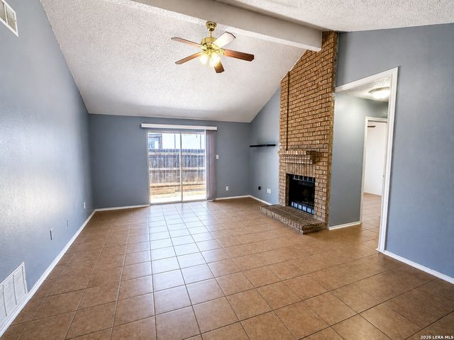 10040 Woodtrail, San Antonio, TX 78250