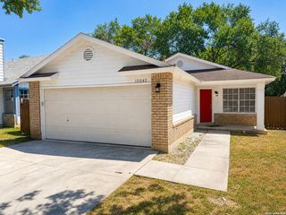 10040 Woodtrail, San Antonio, TX 78250