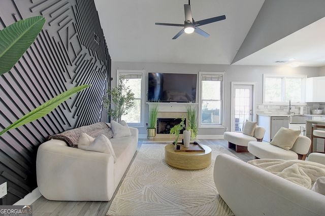 3064 Montclair Circle SE, Smyrna, GA 30080