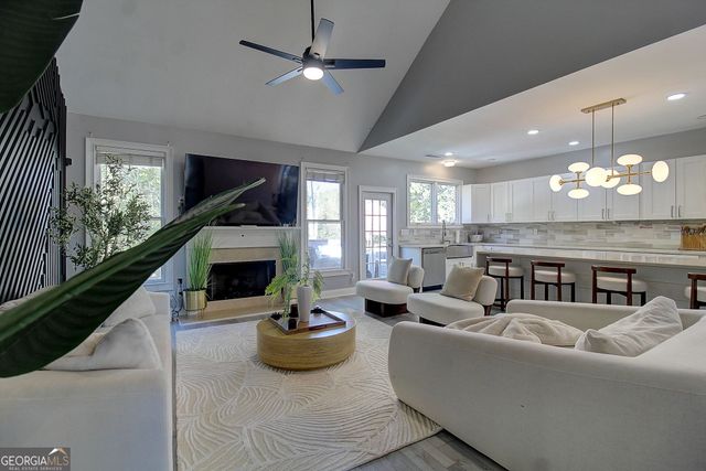 3064 Montclair Circle SE, Smyrna, GA 30080