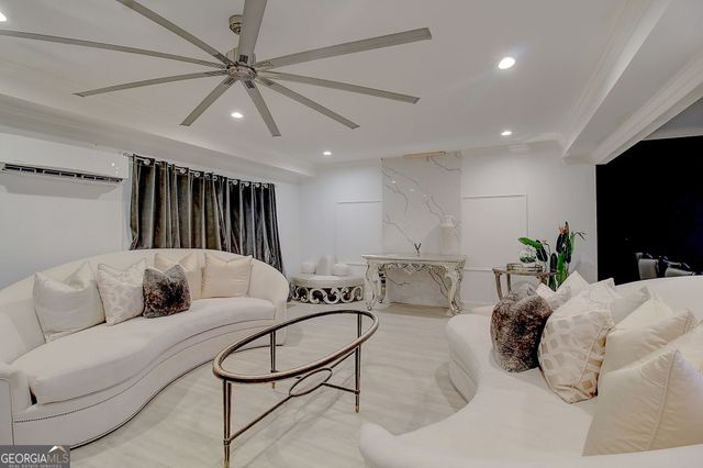 3064 Montclair Circle SE, Smyrna, GA 30080