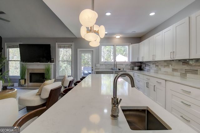 3064 Montclair Circle SE, Smyrna, GA 30080