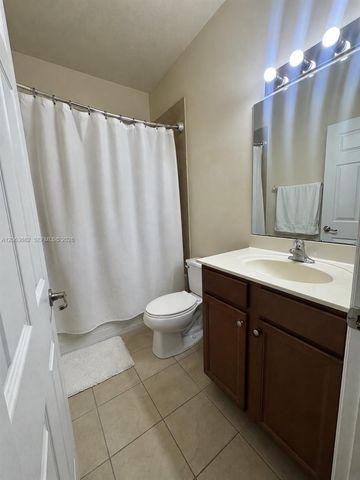 8620 NW 97th Ave 212, Doral, FL 33178