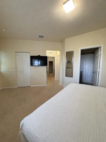 8620 NW 97th Ave 212, Doral, FL 33178