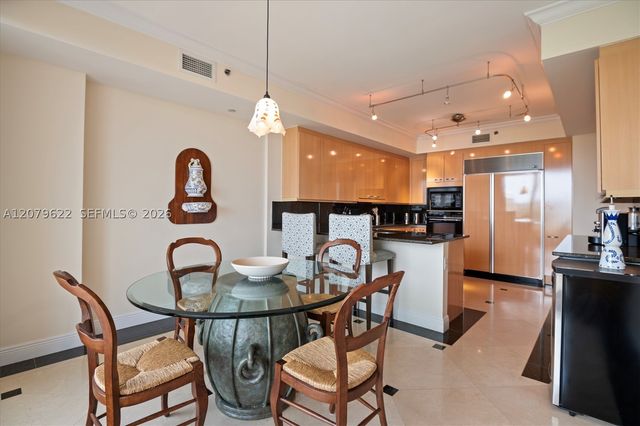 791 Crandon Blvd 704, Key Biscayne, FL 33149