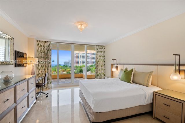 791 Crandon Blvd 704, Key Biscayne, FL 33149