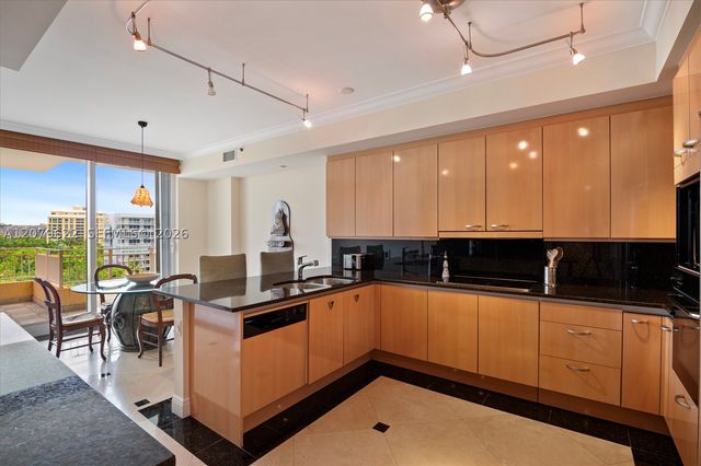 791 Crandon Blvd 704, Key Biscayne, FL 33149