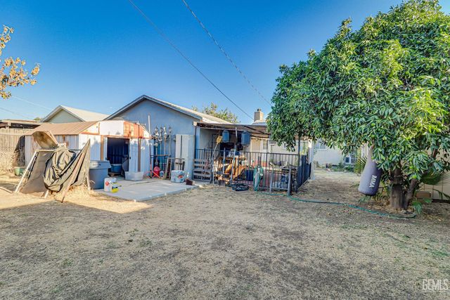 1232 wilson Avenue, Bakersfield, CA 93308