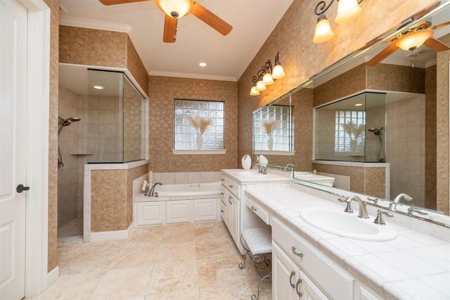 3023 Serena Vista Way, Houston, TX 77068